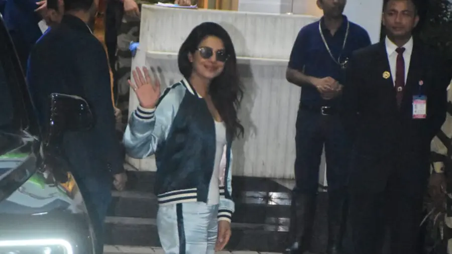 Anant Ambani-Radhika Merchant Wedding: Priyanka Chopra-Nick Jonas, John Cena Head Back Home Priyanka Chopra