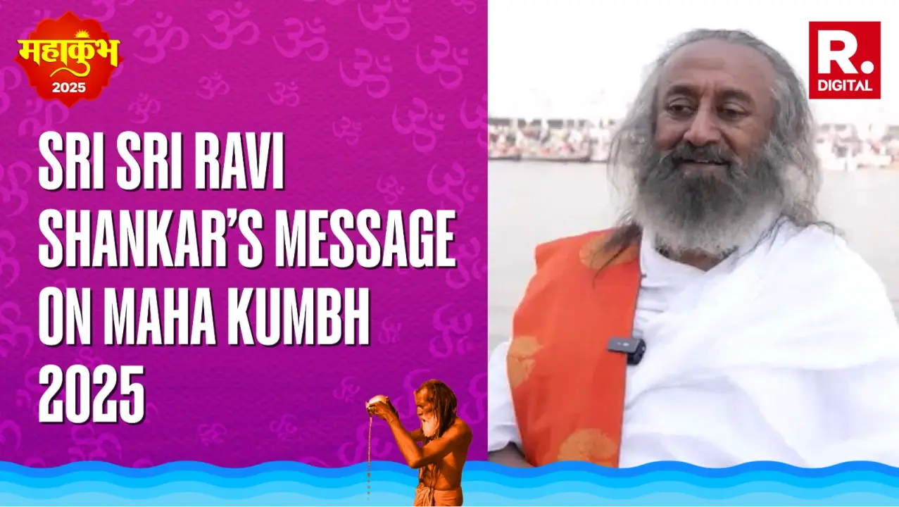 Sri Sri Ravi Shankar Lauds Mahakumbh Arrangements, Commends CM Yogi's Devotion And Hard Work