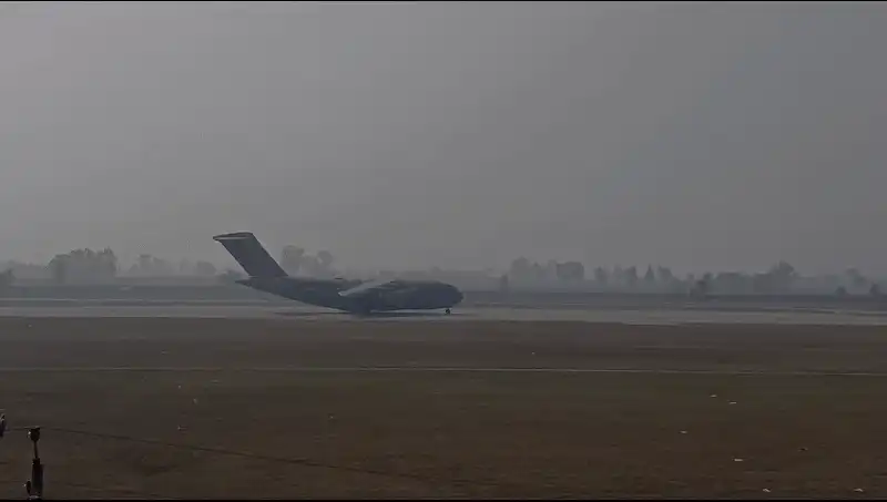 Over 100 Indian Migrants Deported from US on Trump's Orders, Land in Amritsar Amritsar Airport Video