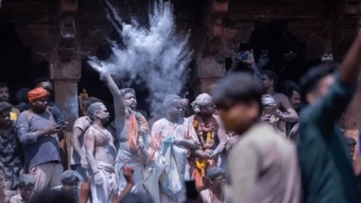 When Is Masan Holi 2026? Know About This Unique Varanasi Celebration Where Ashes Replace Gulal When is Kashi's Masan Holi?