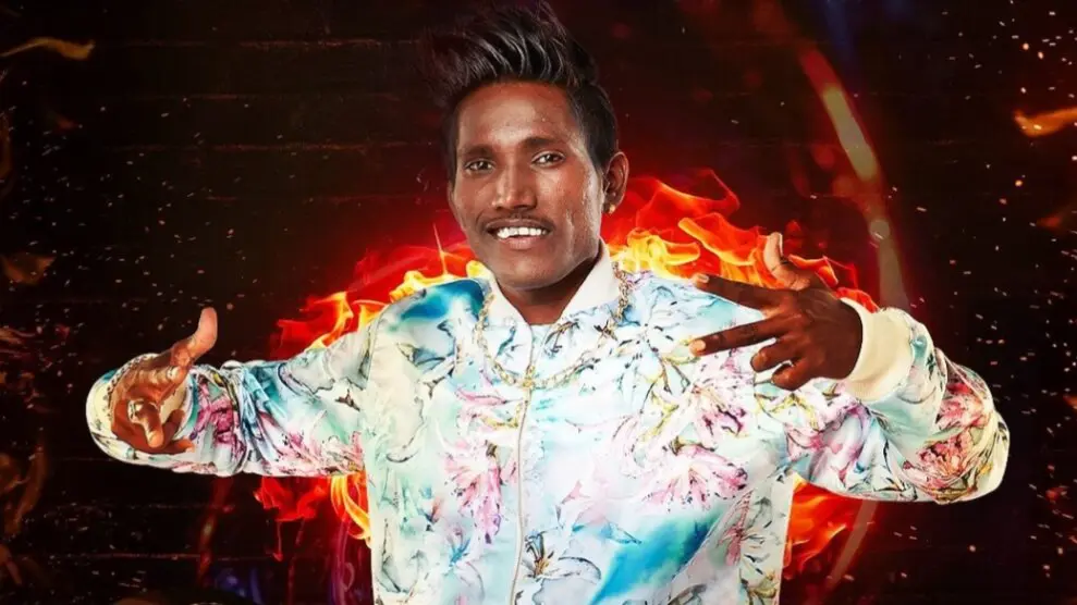 Meet Bigg Boss Marathi 5 Winner Suraj Chavan: How An Orphan With 5 Sisters Won Over Million Hearts Who is Bigg Boss Marathi winner Suraj Chavan?