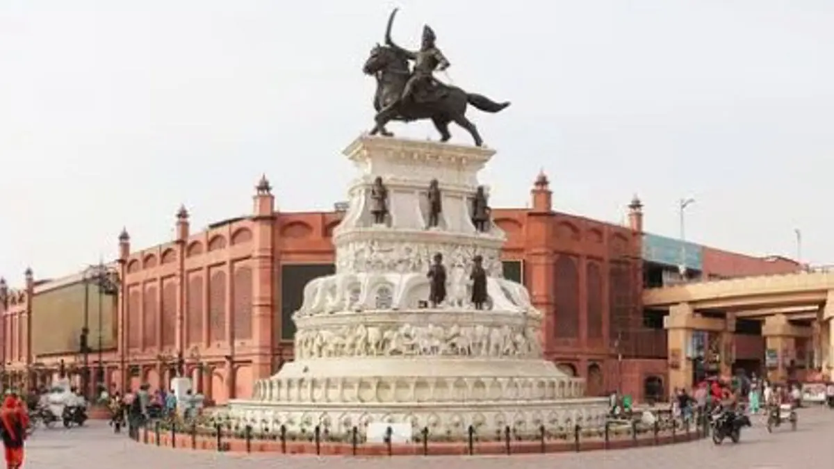 'Whole World Doesn't Need To Live By Selling Chicken...': Punjab Tourism Advisor On Amritsar Non-Veg Ban