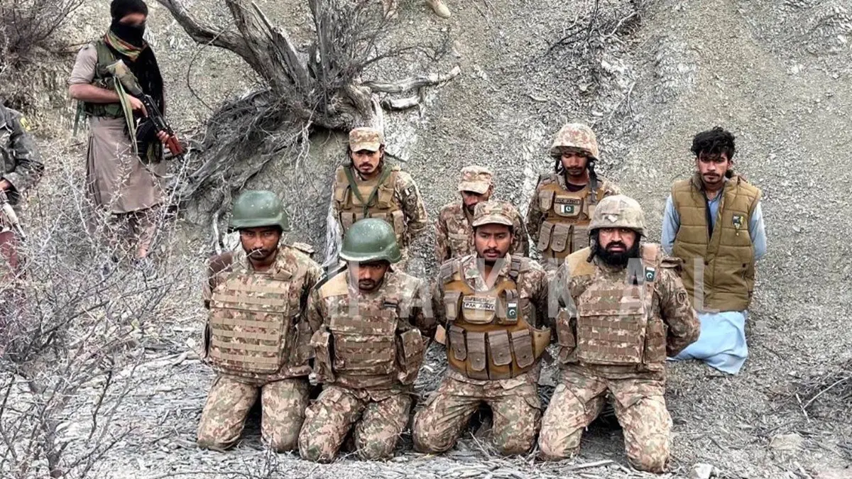 'Whose Card Is This?' Sobbing Pakistani Soldiers Plead For Help In Baloch Custody As Asim Munir's Army Disowns Them | WATCH 'Whose Card Is This?' Sobbing Pakistani Soldiers Plead For Help In Baloch Custody As Asim Munir's Army Disowns Them | WATCH