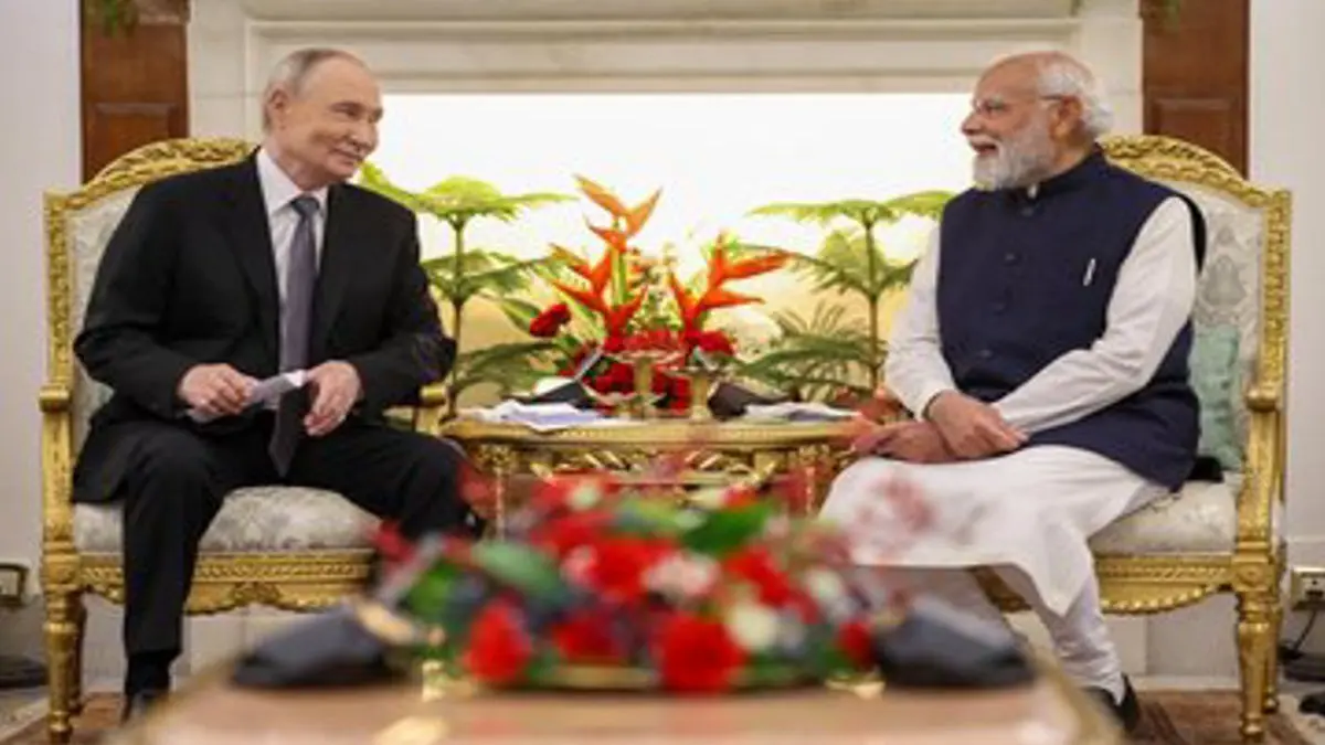 Why the Heliconia Plant Stood Out Behind PM Modi & Putin? Symbolism, Timing & Message Explained Why the Heliconia Plant Stood Out Behind PM Modi & Putin? Symbolism, Timing & Message Explained