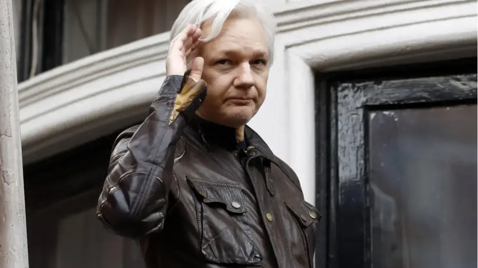 5 साल बाद ब्रिटेन की जेल से रिहा हुए Wikileaks के फाउंडर जूलियन असांजे, सिडनी पहुंचे WikiLeaks founder Julian Assange.