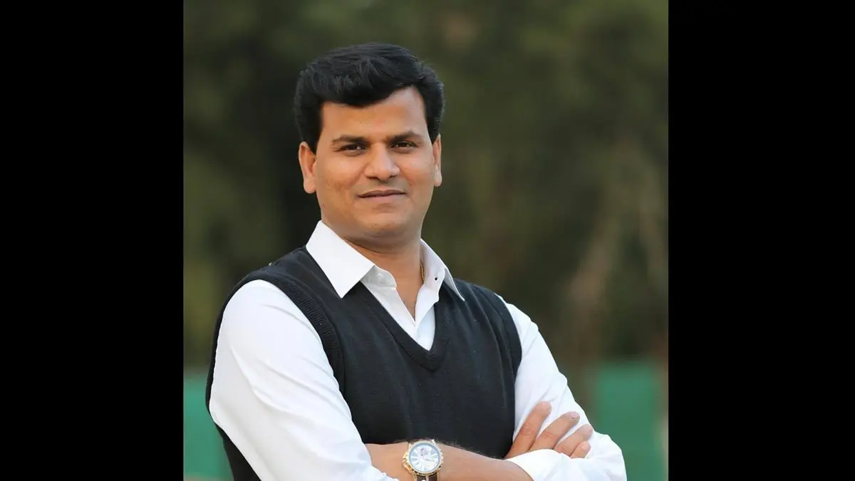 Will Take Back Govt's Funds From Your Accounts If You Don't Vote For Me: MLA Rana Threatens Women Will Take Back Govt's Funds From Your Accounts If You Don't Vote For Me: MLA Rana Threatens Women