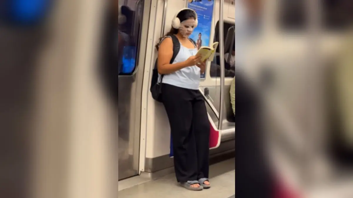 Woman Seen Wearing Sheet Mask In Delhi Metro