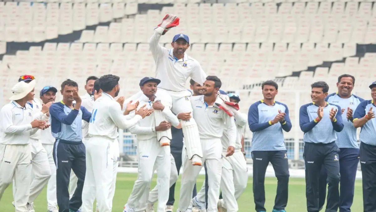 Ex-India Wicket-keeper Wriddhiman Saha In Running For Maiden Coaching Job, Leading Race To Be Bengal U-23 Coach: Report Wriddhiman Saha is being carried away by his Bengal teammates