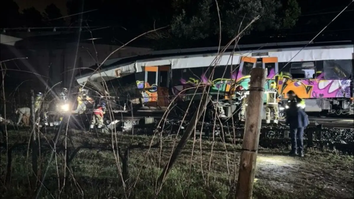 Barcelona Commuter Train Crashes, Killing 1, Days After Deadly Train Collision In Spain X