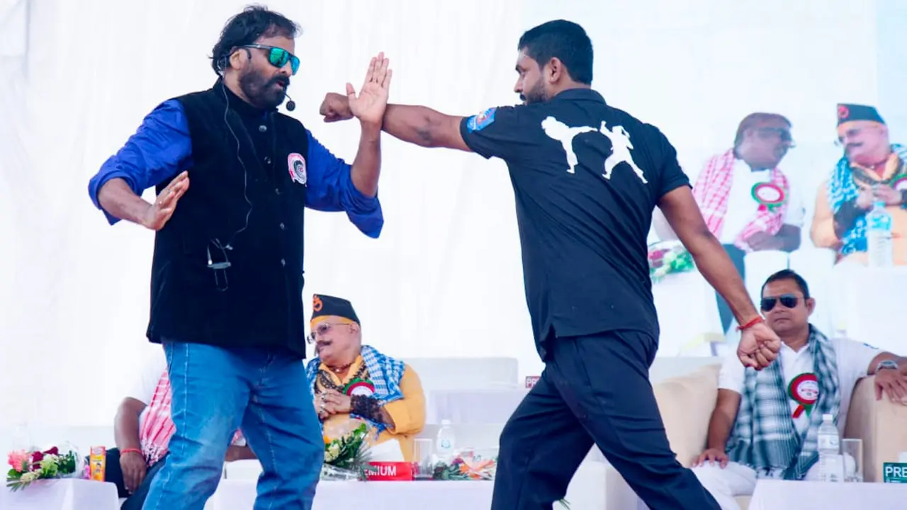 Martial Arts Trainer Yajnesh Shetty Teaches Self Defence To 18000 Women In Nepal Yajnesh Shetty