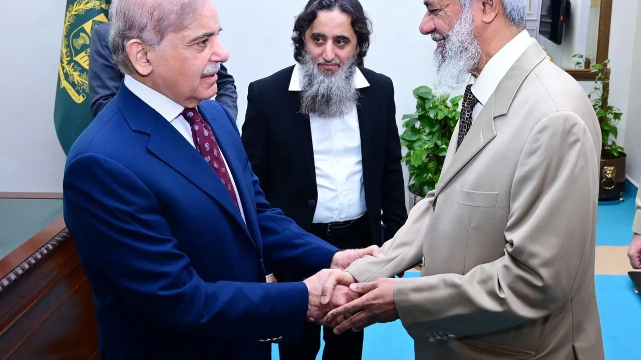 Zakir Naik, Controversial Islamic Preacher, Meets Pakistan PM Shehbaz Sharif Zakir Naik meets Shehbaz Sharif