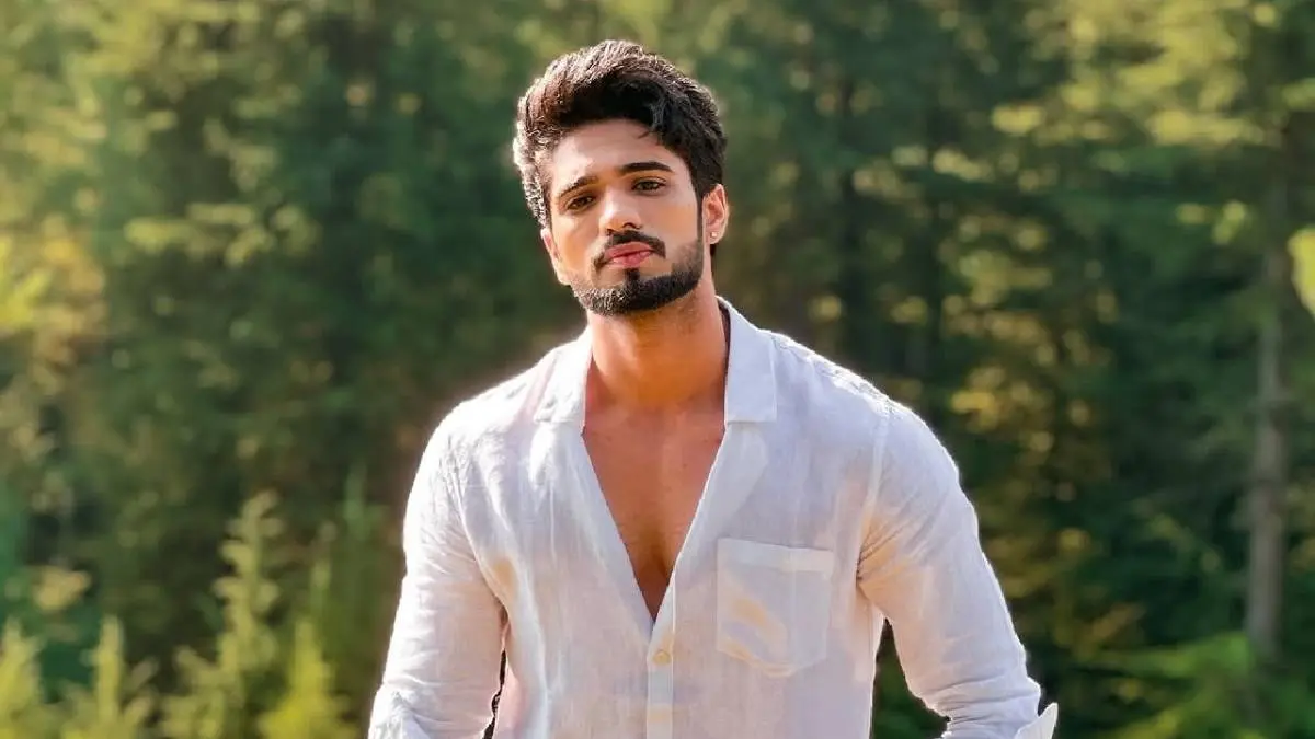 Zeeshan Khan Accident