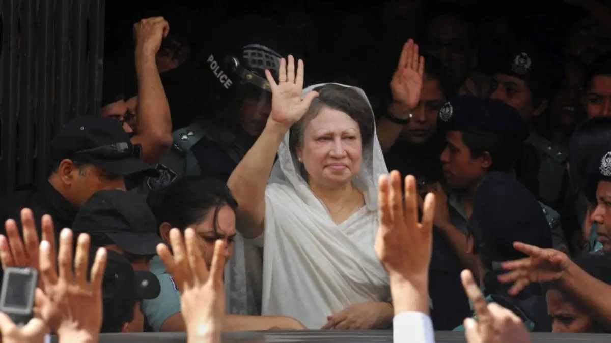 Khaleda Zia's Political Legacy And How She Emerged To Be Sheikh Hasina's Archrival Khaleda Zia's Political Legacy And How She Emerged To Be Sheikh Hasina's Archrival