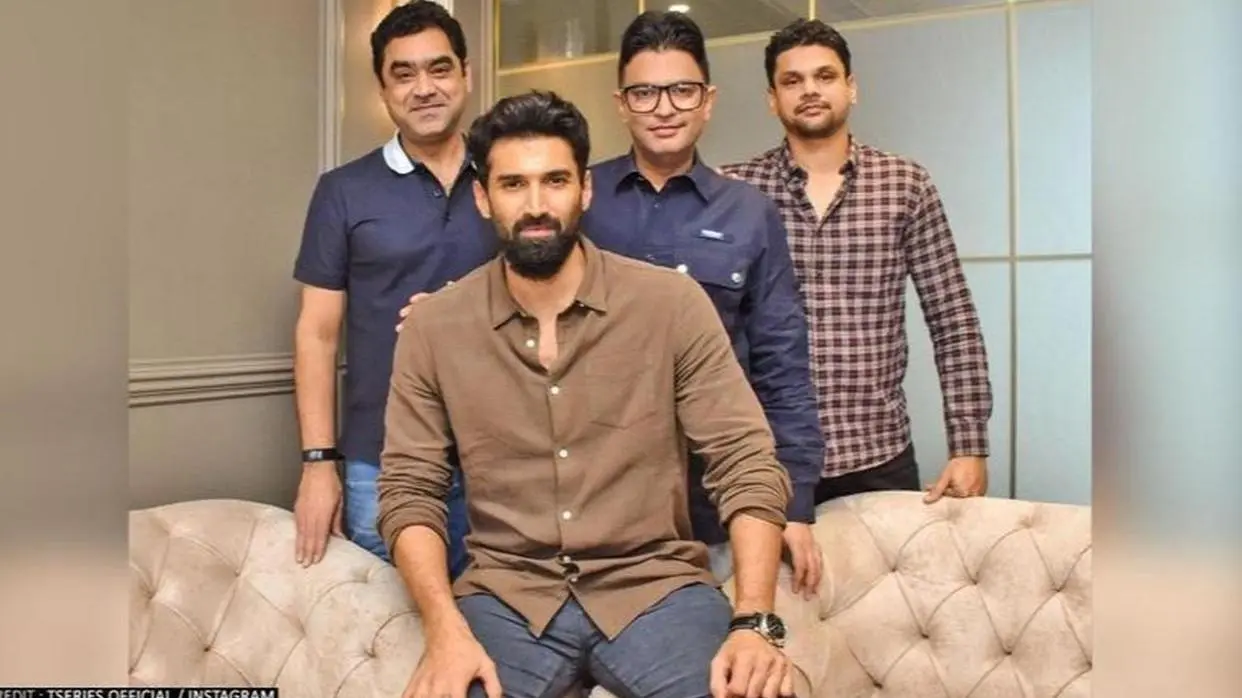 Aditya Roy Kapur To Feature In Double Roles For Hindi Remake Of Tamil Film 'Thadam'