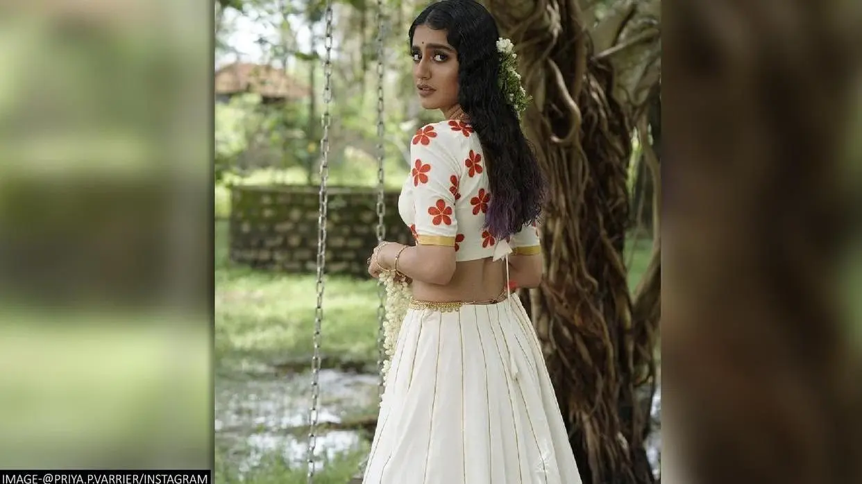 Wink girl priya prakash varrier dance videos goes viral on social media
