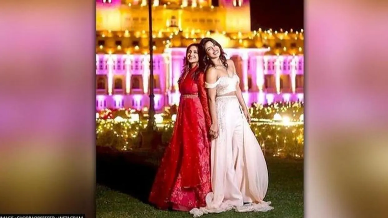 Image: Instagram/@chopraobsessed