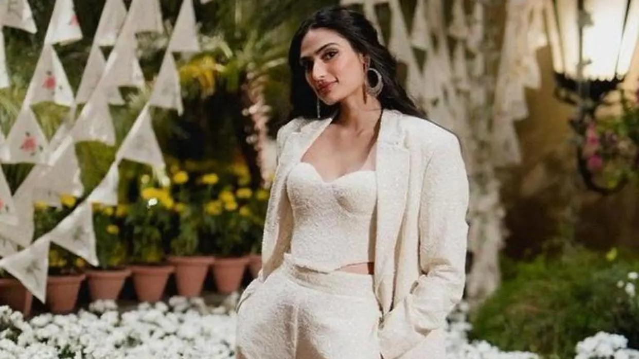 PC: @athiyashetty/Instagram