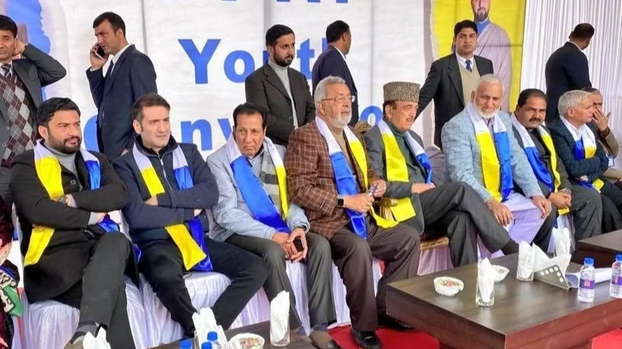 PC-Twitter@ghulamnazad