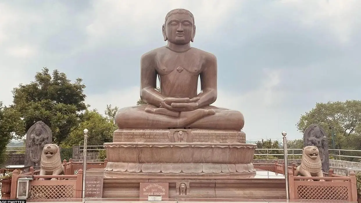 bhagwaan mahavir (pc: twitter)