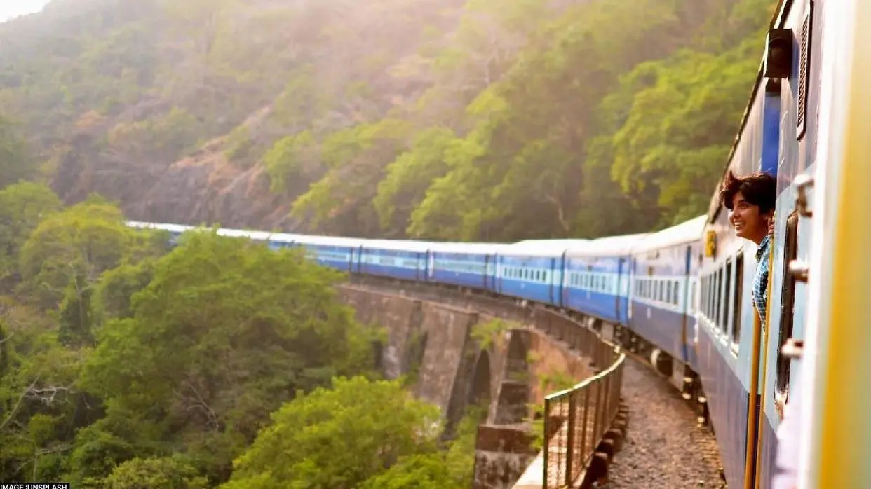 Indian Railway IRCTC Bharat Gaurav Train