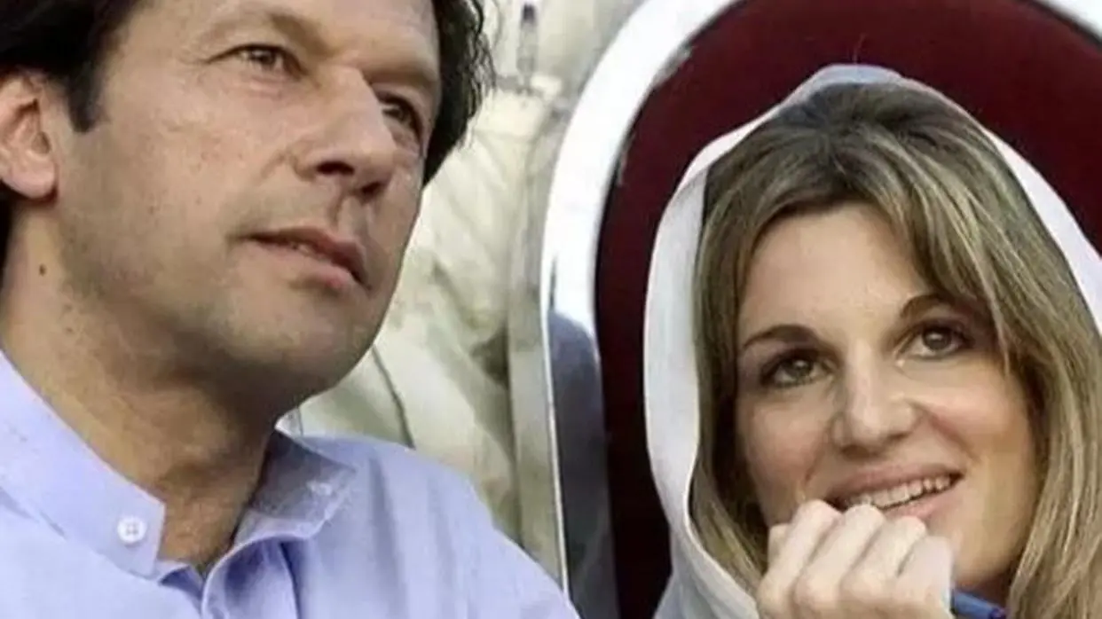 Imran Khan Ex-wife : इमरान के समर्थन में आईंपूर्व पत्नी जेमिमा की पाकिस्तानियों ने की तारीफ Imran Khan and Jemima Goldsmith (PC : AP)