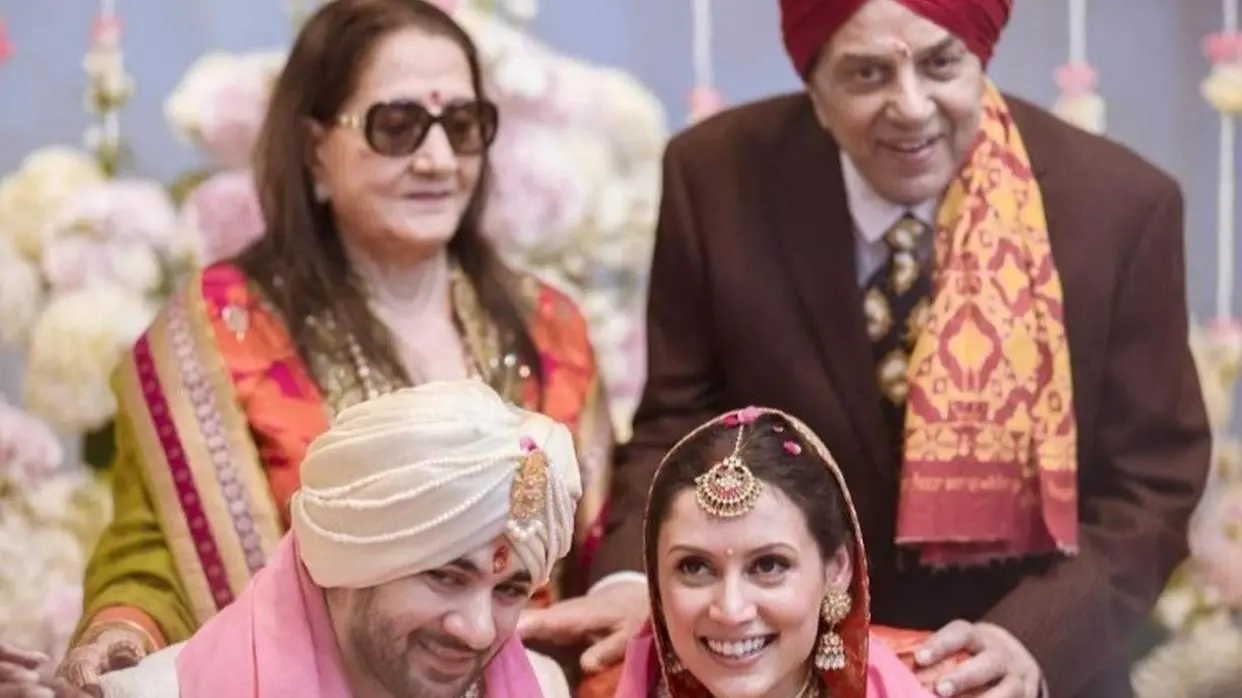 PC: karandeolinstagram