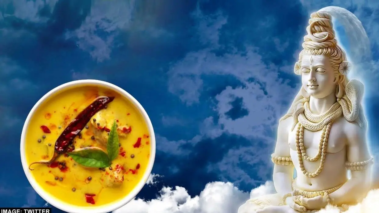 Sawan Me Kyo Nhi Khana Chahiye Kadhi