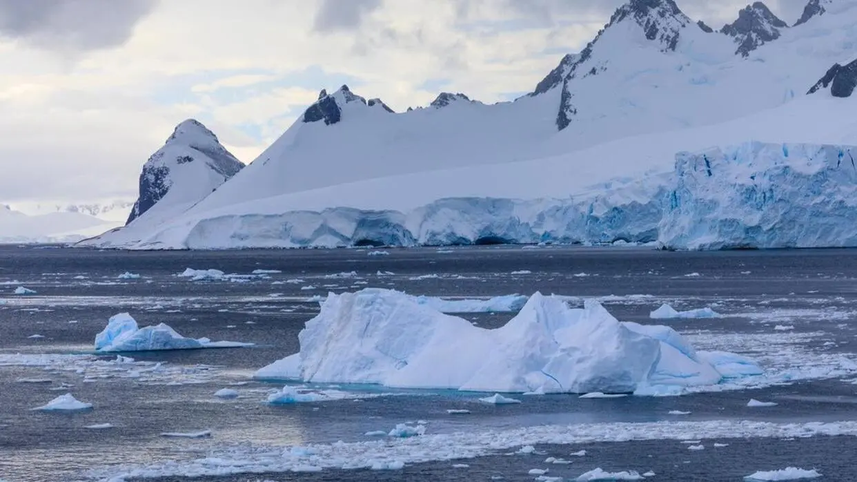 Antarctica sea ice ,PC : Shutterstock