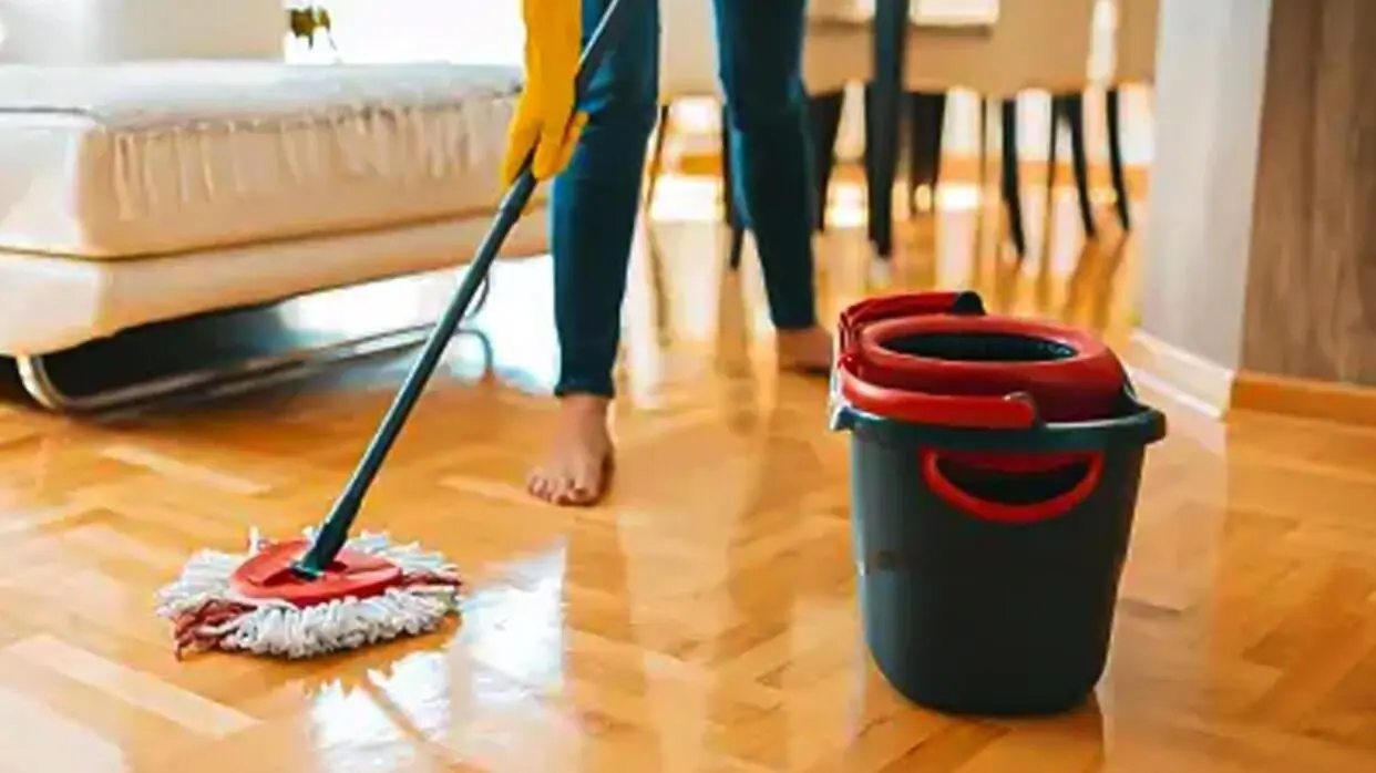 साफ-सफाई करने से पहले जान लें वास्तु के ये नियम (फोटो : Unsplash)