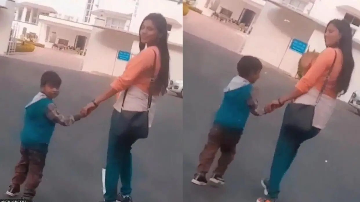 अंजू का बेटे के साथ वीडियो