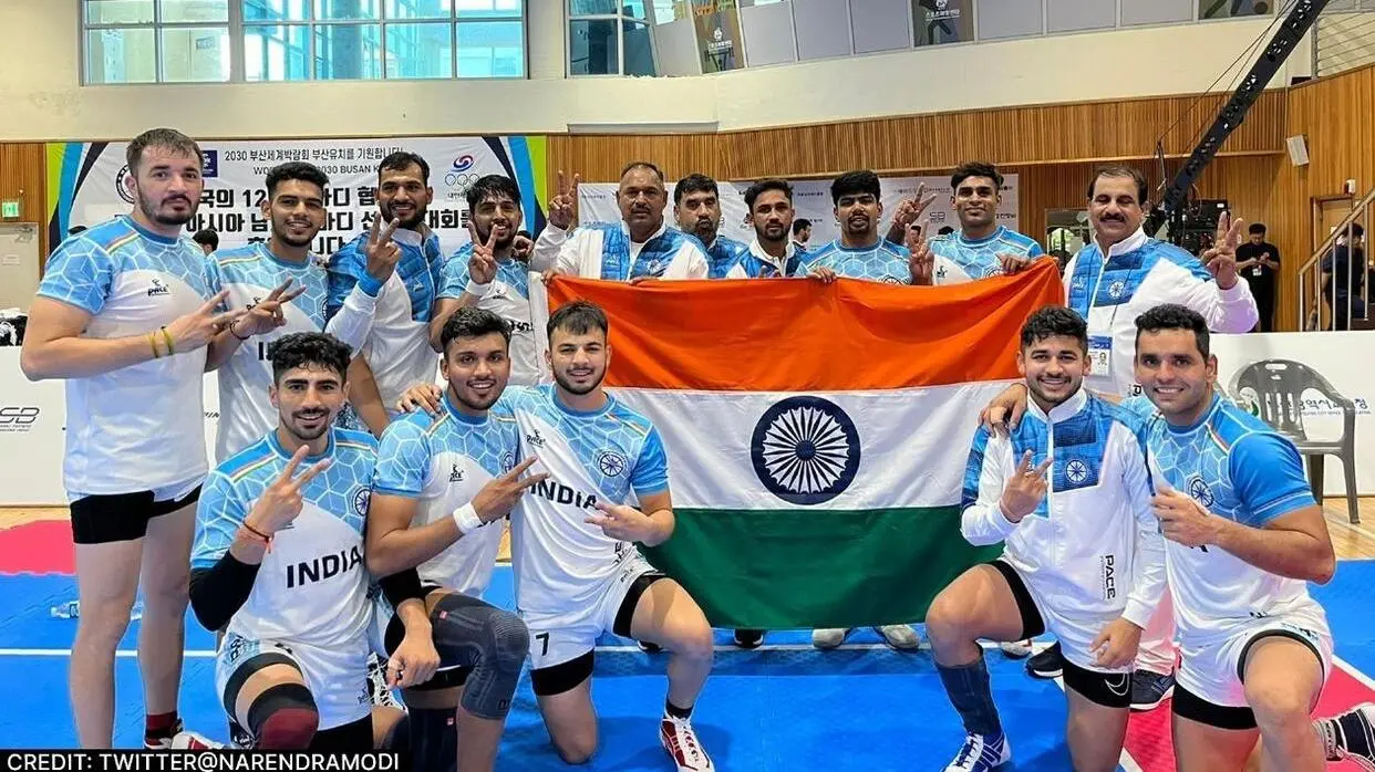 भारतीय मेंस कबड्डी टीम- (PC- TWITTER@Narendramodi)