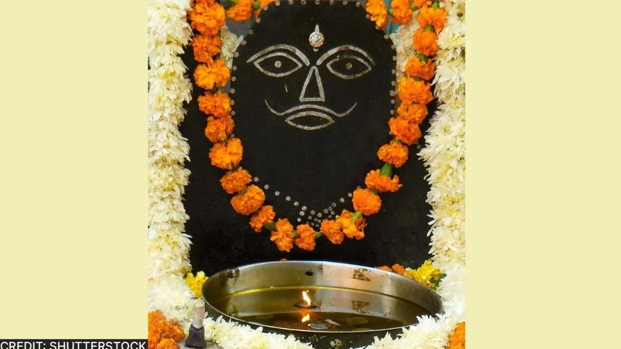 Shani Dev Ko Tel Chadhane Ka Niyam