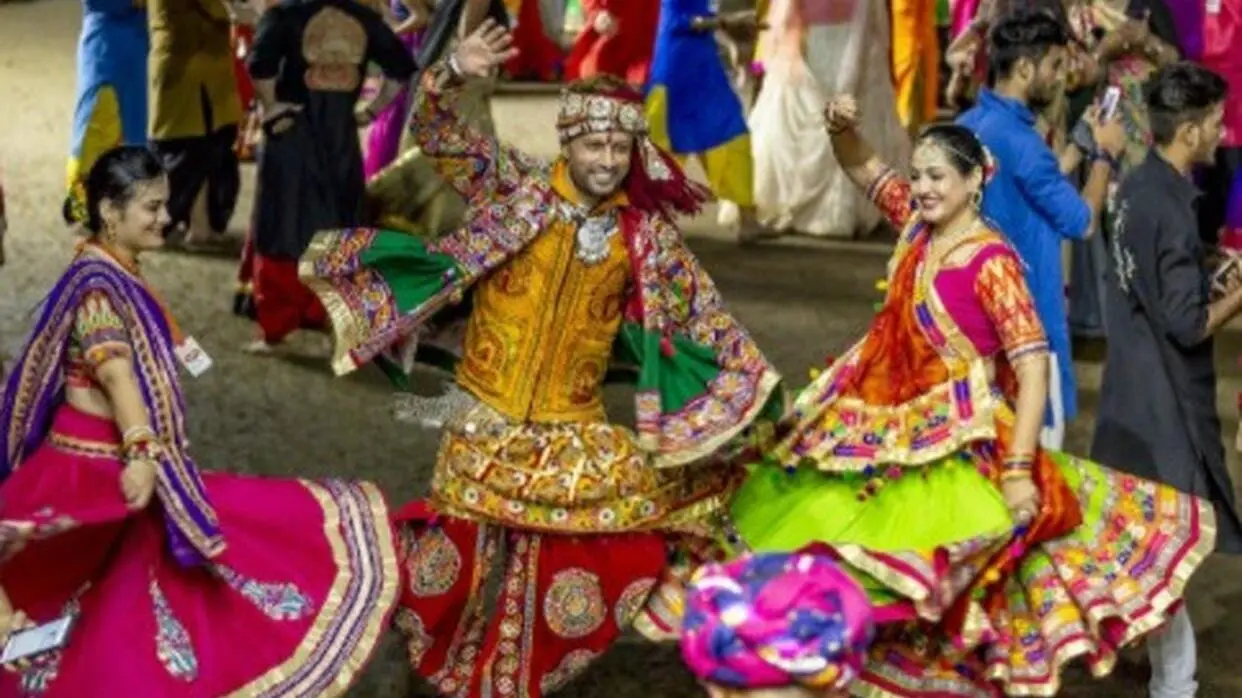 dance Garba, PC: Unsplash