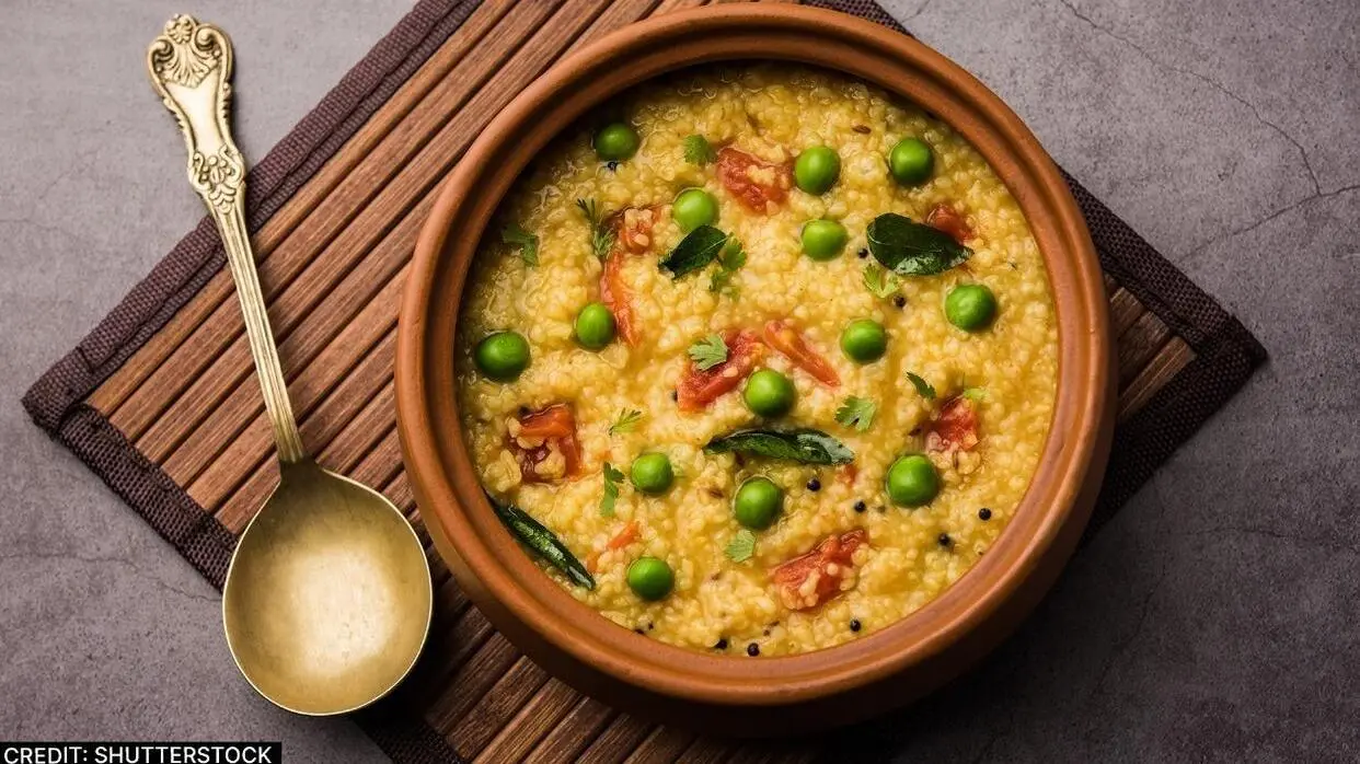 रोजाना दलिया खाने के फायदे (फोटो : Shutterstock)