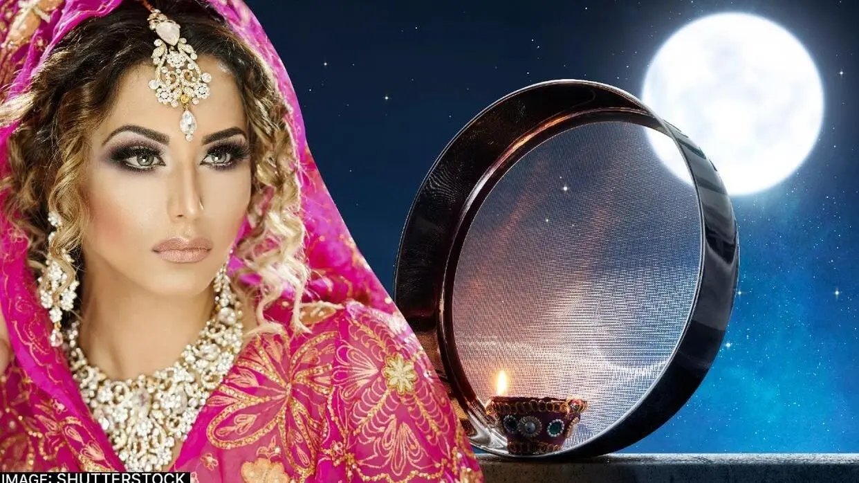 करवा चौथ के लिए फेस पैक (फोटो : Shutterstock)