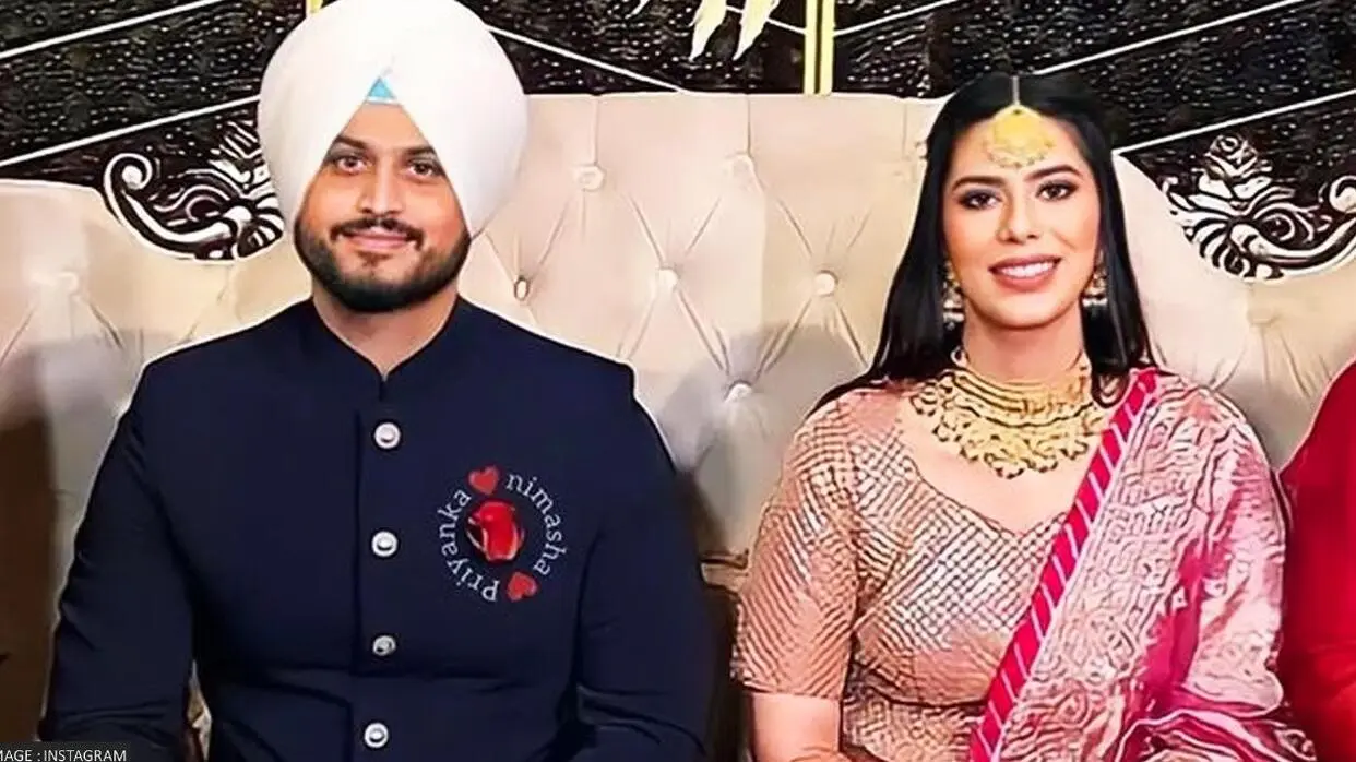 Gurnam Bhullar Wedding
image- @punjabi_couples_rj13/instagram