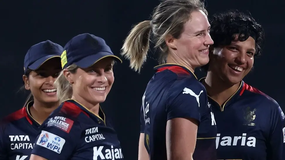 WPL 2024: मुंबई इंडियंस पर फिर अकेले भारी पड़ेगी RCB की ये खिलाड़ी? 3 दिन पहले ही रचा था इतिहास RCB Team