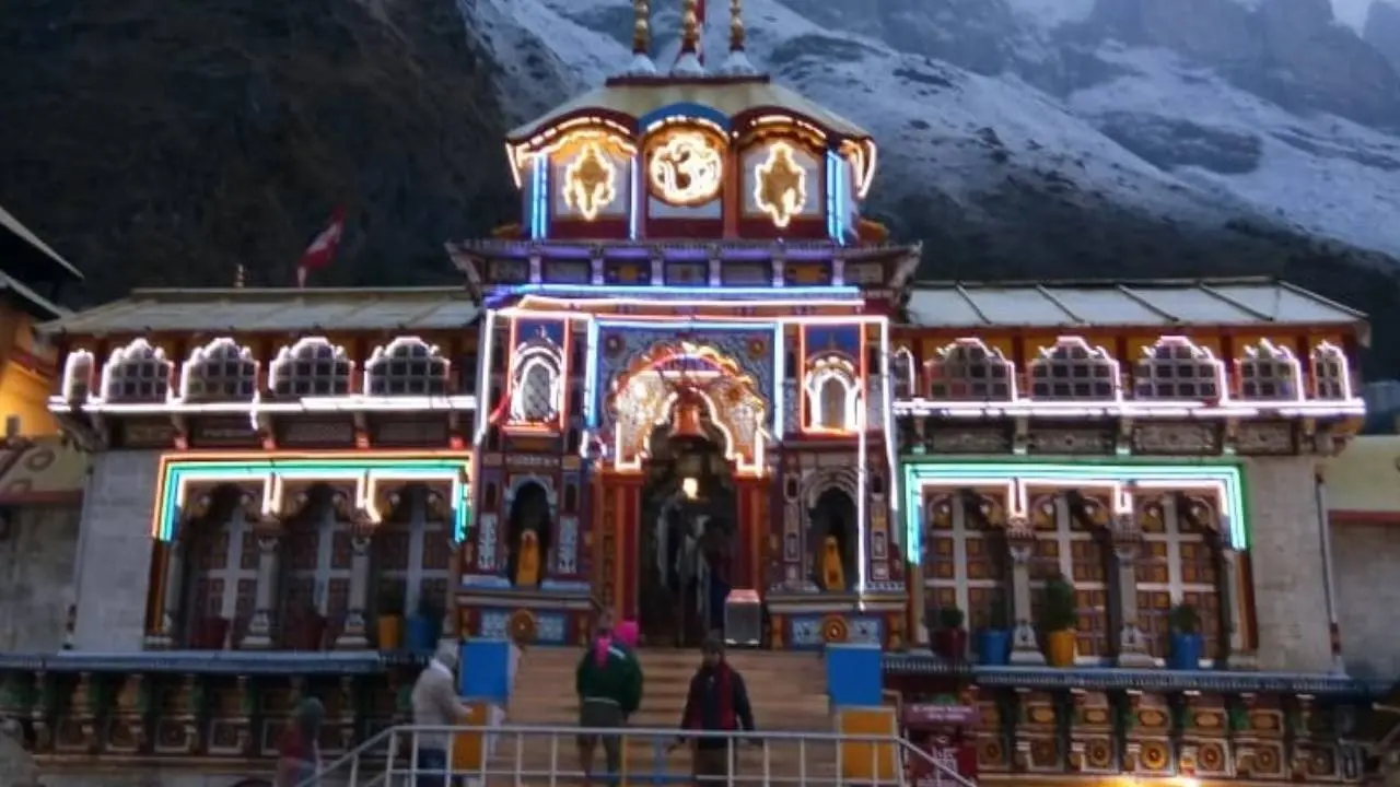 इस दिन से खुलेंगे बद्रीनाथ मंदिर के कपाट, बसंत पंचमी के दिन शुभ मुहूर्त और तारीख की घोषणा Badrinath temple