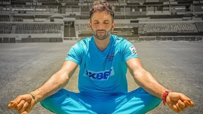 Keshav Maharaj