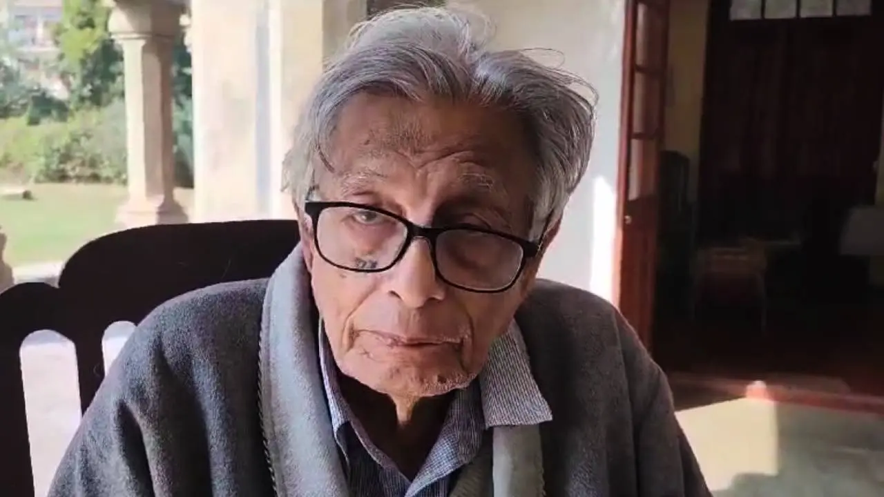 Historian Irfan Habib