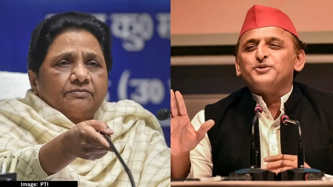 यूपी में रंगों वाली पॉलीटिक्स! नीला गमछा, भगवा रथ... मायावती का अखिलेश यादव पर तीखा हमला, बोलीं- क्या सपा का मुसलमानों से भरोसा उठ गया Mayawati And Akhilesh Yadav