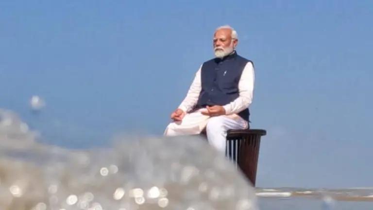 PM मोदी का धनुषकोडी अरिचल मुनई दौरा; राम में ध्यान और रामसेतु स्थल पर प्राणायम... देखें खास तस्वीरें PM Narendra Modi Tamil Nadu