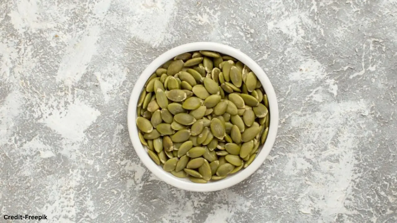 Pumpkin Seeds: स्लिम-ट्रिम बॉडी की है चाहत, तो कद्दू के बीज का करें सेवन मोटापे से छूटेगी जान Pumpkin Seeds