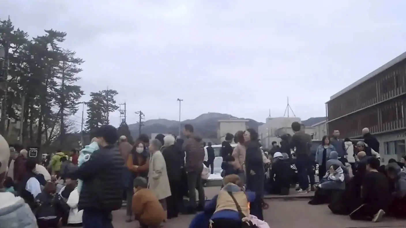 Tsunami alert japan