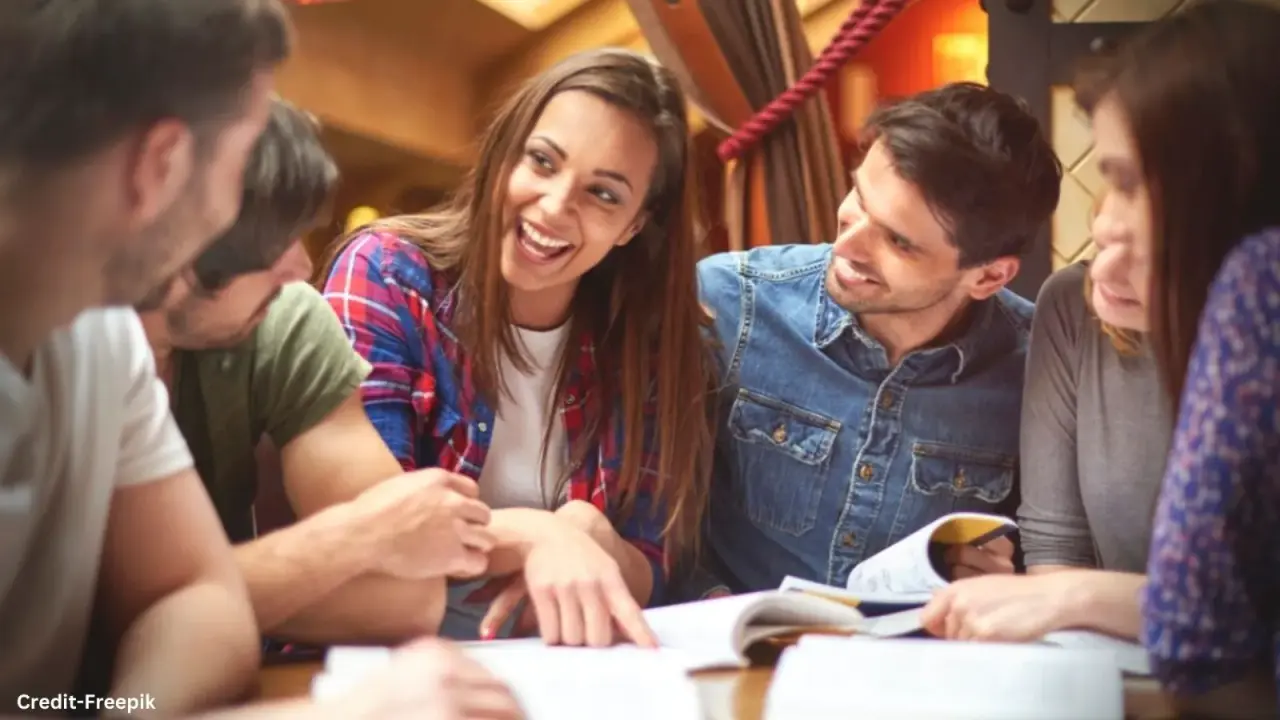 कनाडा में पढ़ाई के लिए बैंक खाते में 14 लाख जरूरी