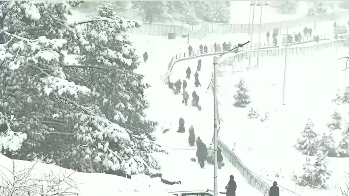 snowfall in gulmarg