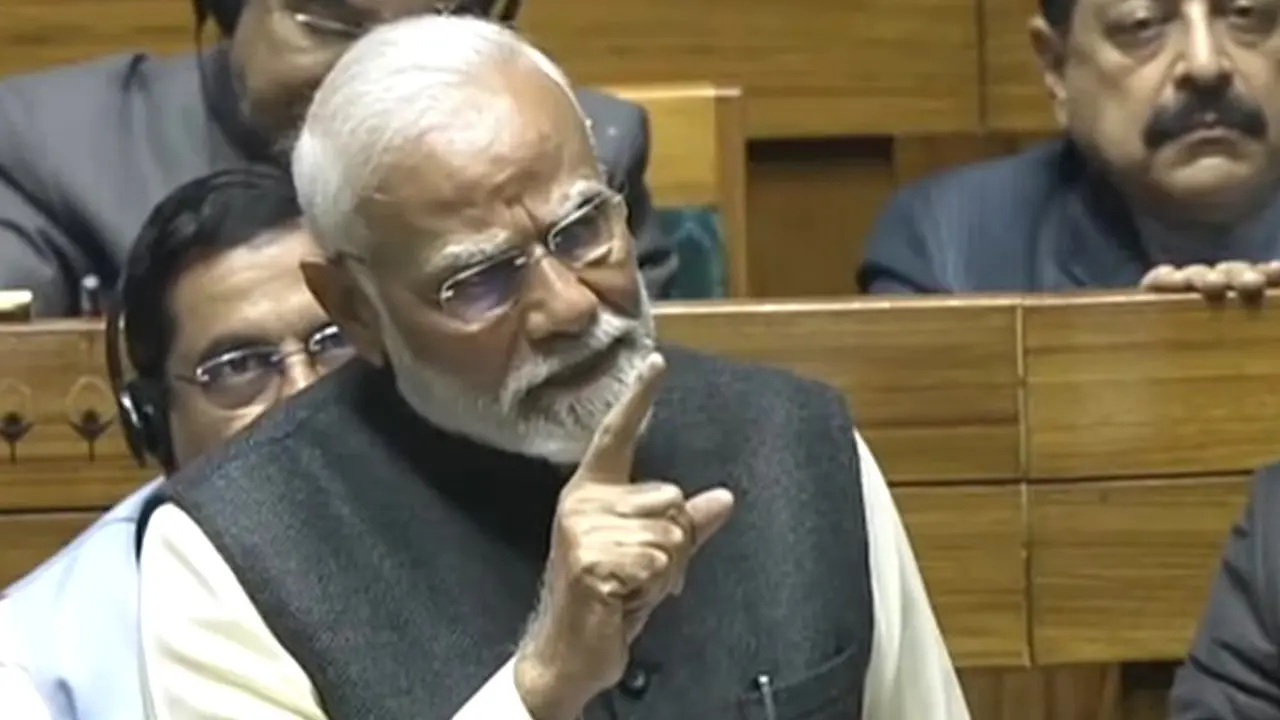 'देश की आधी आबादी को राष्ट्र निर्माण में हिस्सेदारी देने जा रहे हैं, ये संसदीय इतिहास का अहम पल', महिला आरक्षण पर लोकसभा में बोले PM मोदी PM Modi in Loksabha