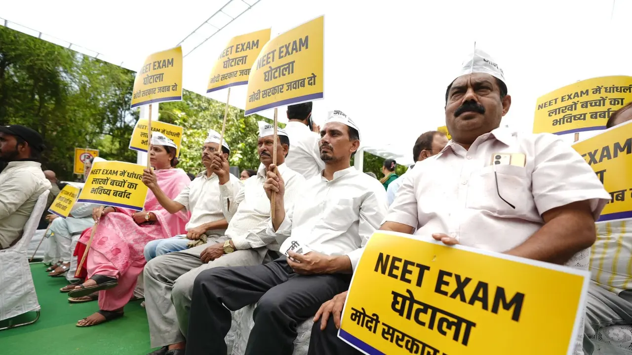 aap protest