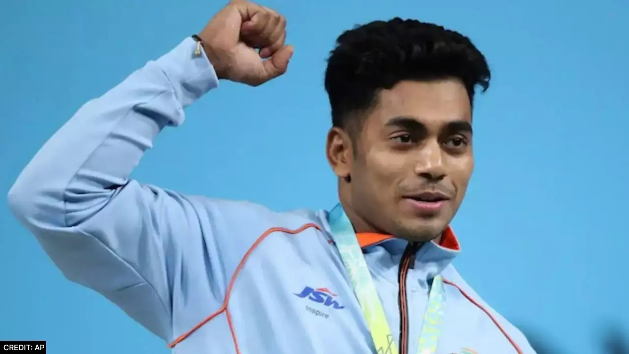 Indian Gold Medalist Weightlifter Achinta Sheuli