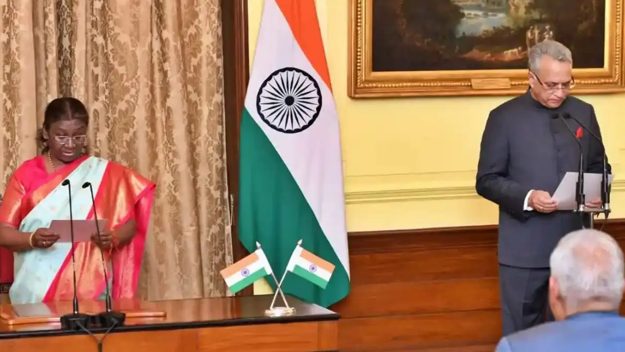 Ajay Manikrao Khanwilkar Lokpal Chairman Oath